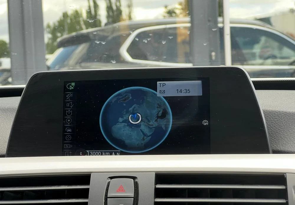 Poza 11 BMW Seria 3 318d GT Aut.