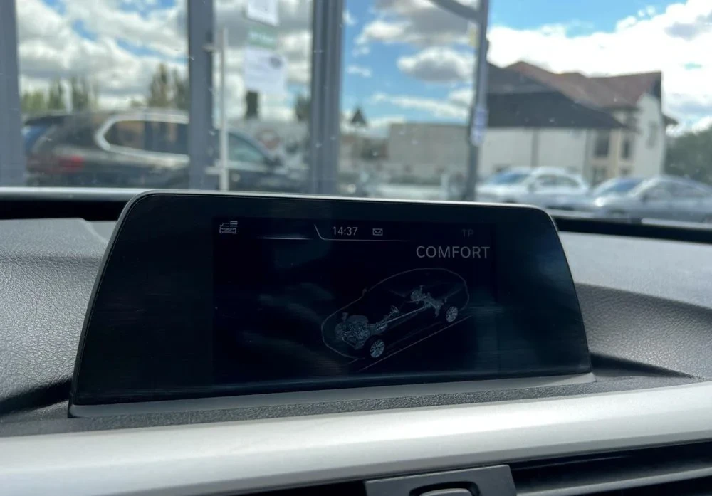 Poza 16 BMW Seria 3 318d GT Aut.