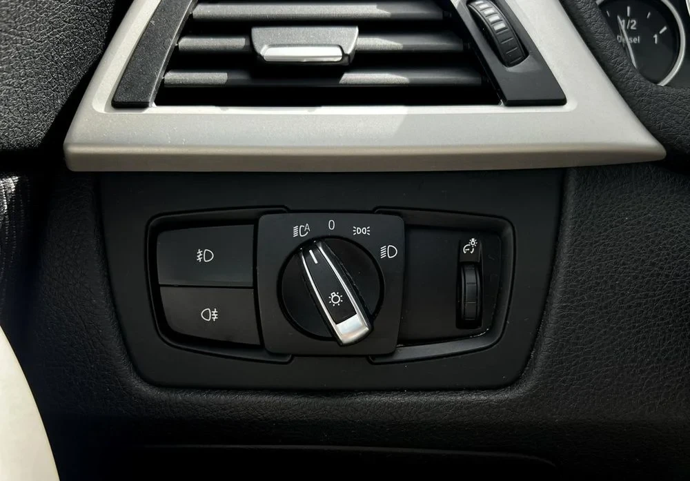 Poza 18 BMW Seria 3 318d GT Aut.