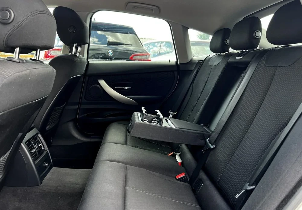 Poza 22 BMW Seria 3 318d GT Aut.