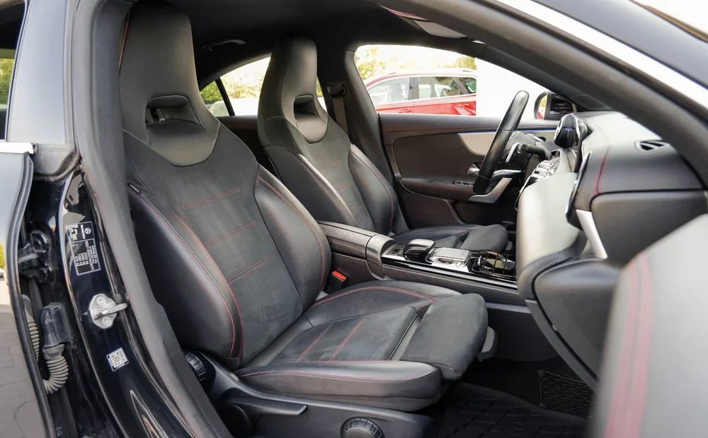 Poza 21 Mercedes-Benz CLA 180 d 7G-DCT AMG Line