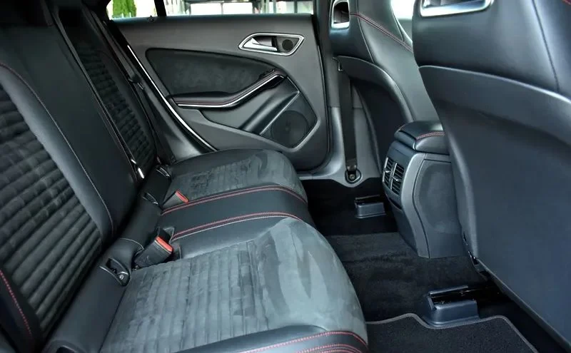 Poza 15 Mercedes-Benz CLA 200 d 7G-DCT AMG Line