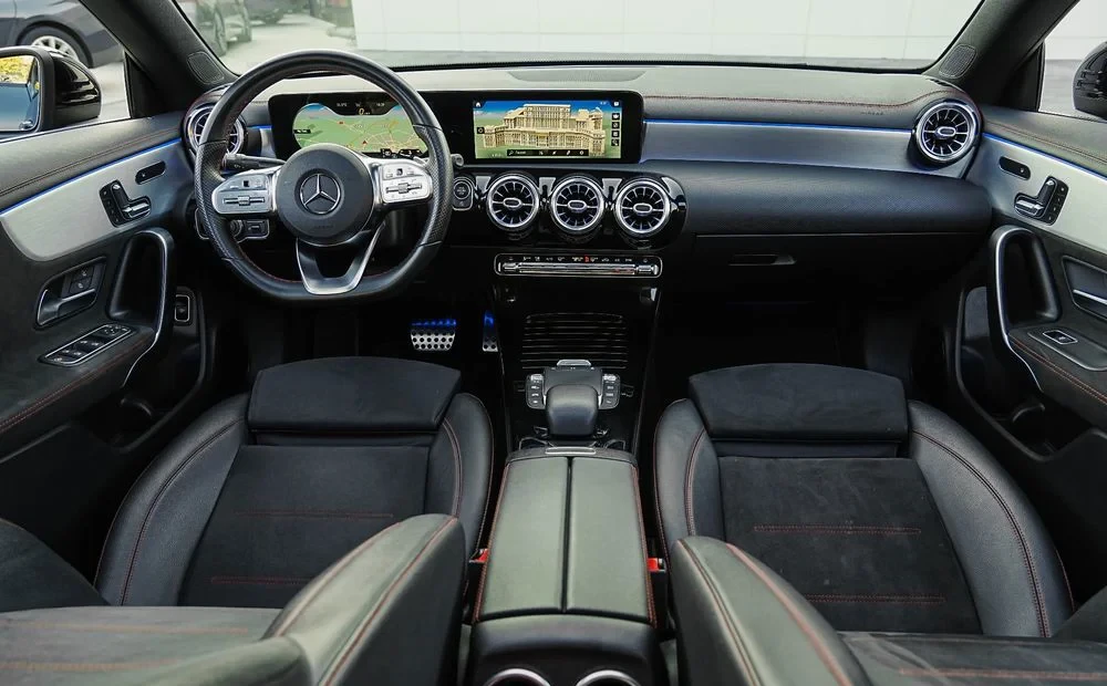 Poza 9 Mercedes-Benz CLA 180 7G-DCT AMG Line