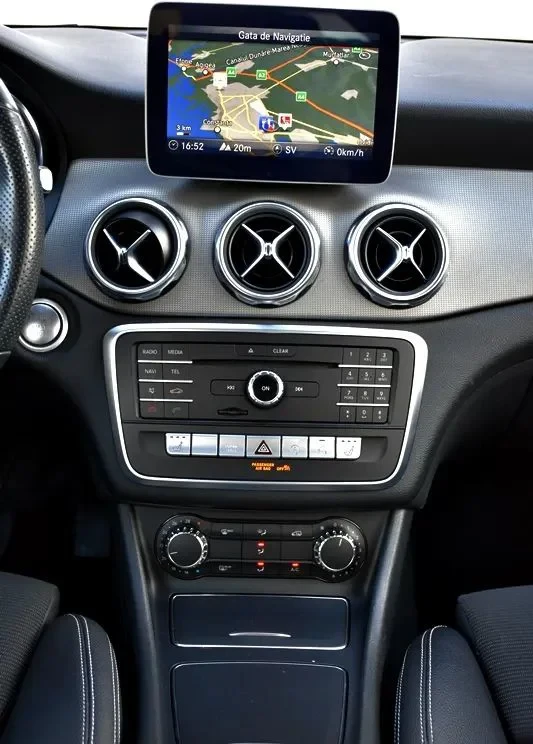 Poza 17 Mercedes-Benz GLA 180 7G-DCT Urban