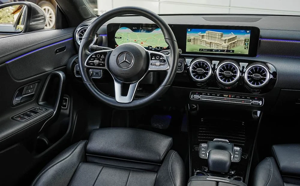 Poza 4 Mercedes-Benz CLA 180 7G-DCT