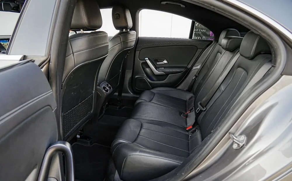 Poza 17 Mercedes-Benz CLA 180 7G-DCT