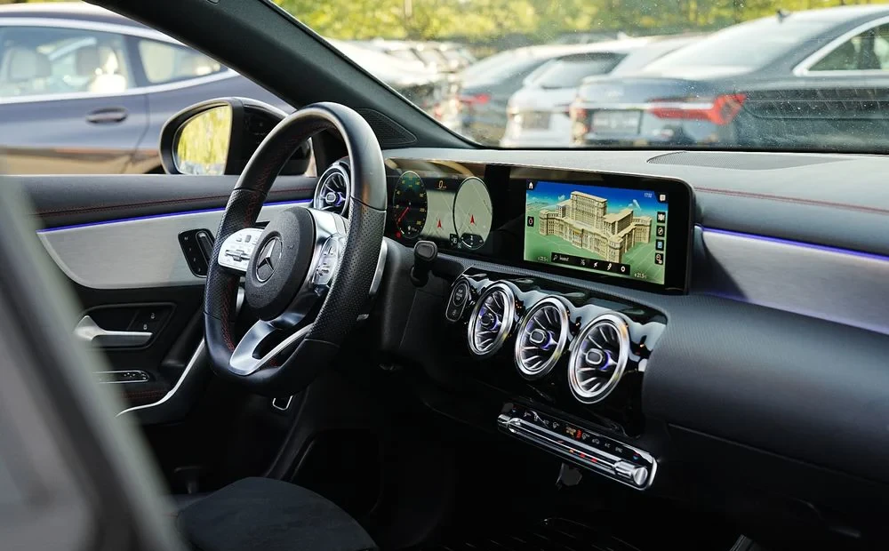 Poza 25 Mercedes-Benz CLA 200 7G-DCT AMG Line