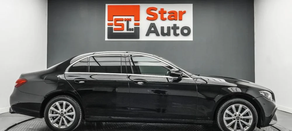 Poza 10 Mercedes-Benz E 220 d 4MATIC Aut.