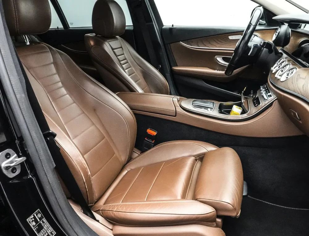 Poza 14 Mercedes-Benz E 220 d 4MATIC Aut.