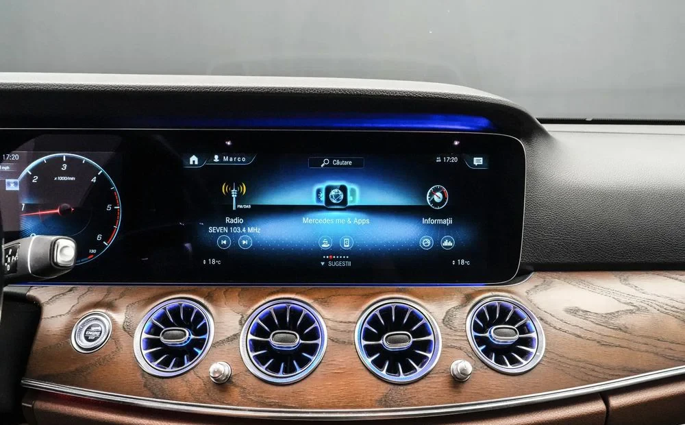 Poza 21 Mercedes-Benz E 220 d 4MATIC Aut.