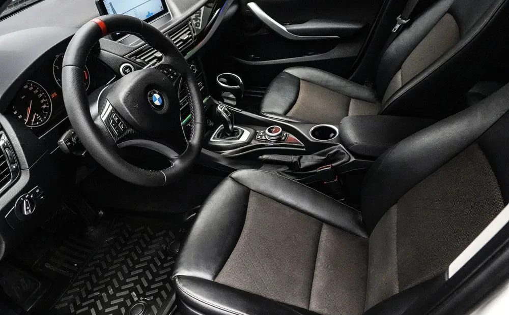 Poza 11 BMW X1 sDrive18d Aut.