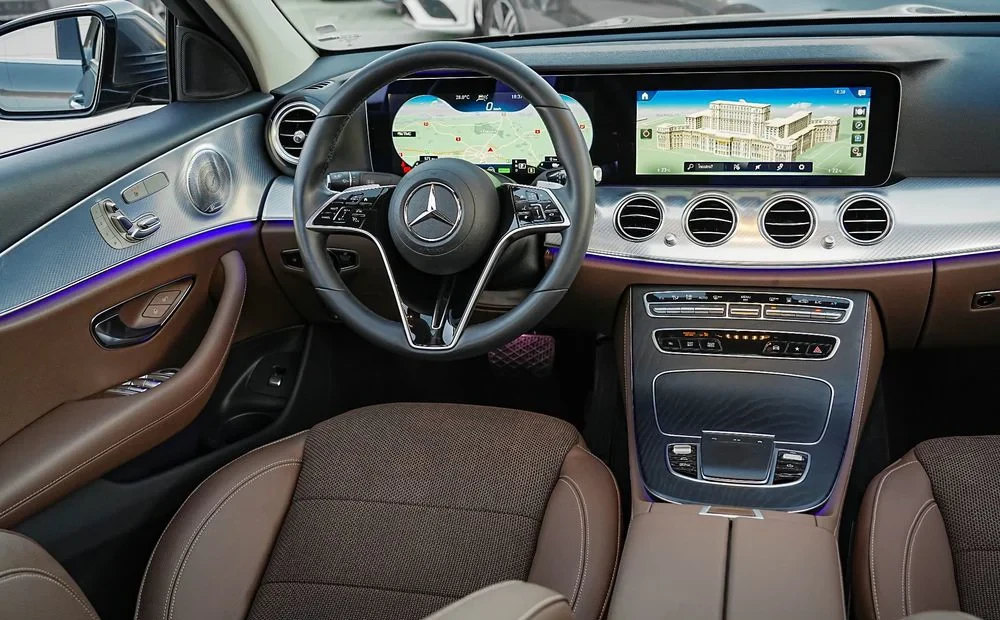 Poza 7 Mercedes-Benz E 300 de 9G-TRONIC Avantgarde