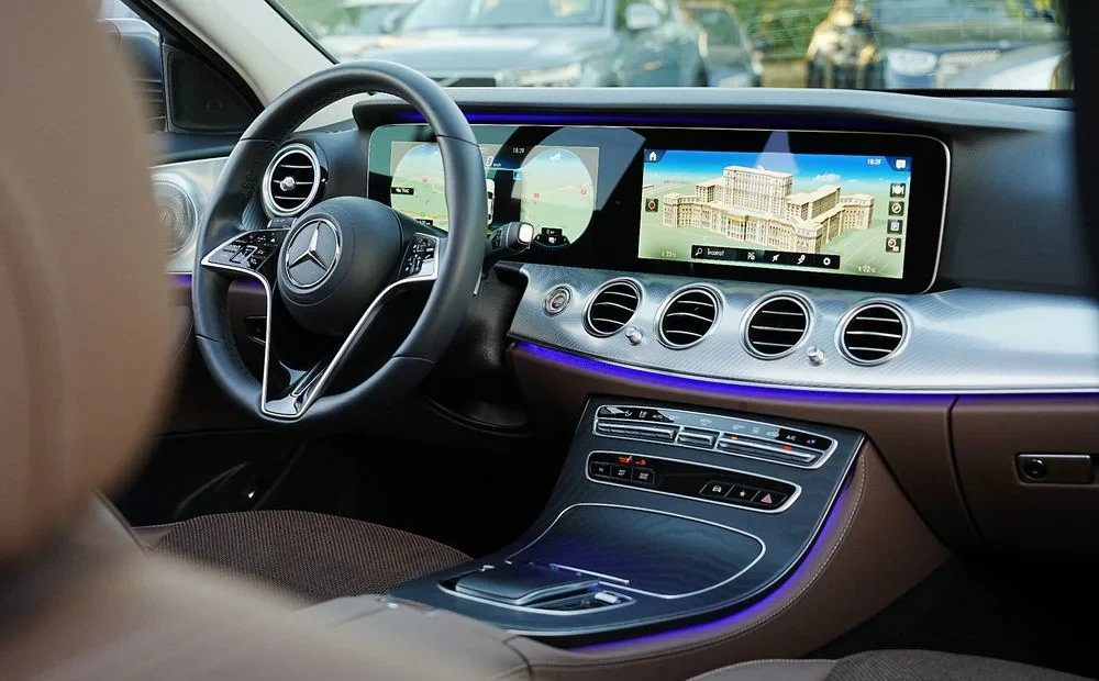 Poza 36 Mercedes-Benz E 300 de 9G-TRONIC Avantgarde