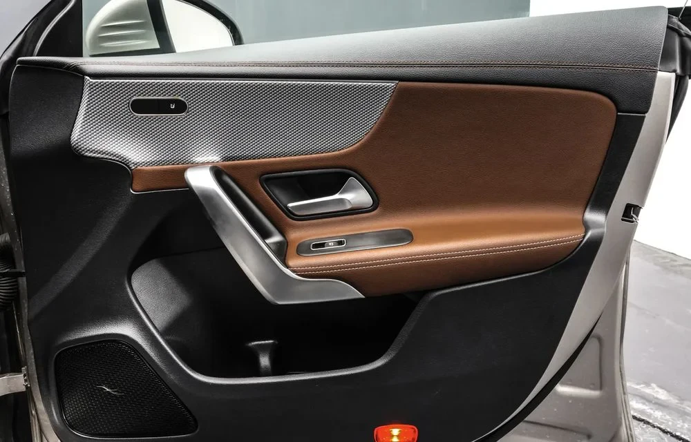 Poza 27 Mercedes-Benz CLA