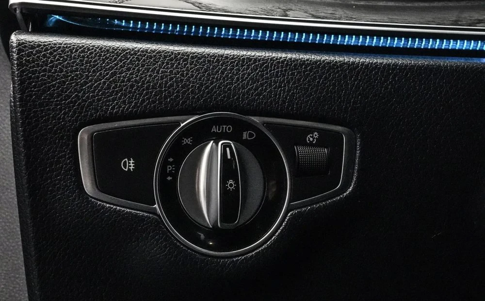 Poza 25 Mercedes-Benz E 350 Aut.