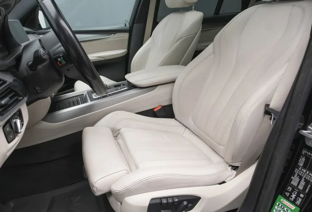 Poza 14 BMW X5 xDrive30d