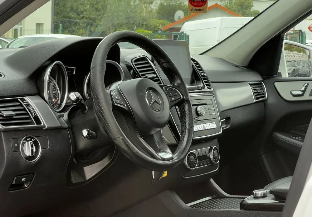 Poza 11 Mercedes-Benz GLE