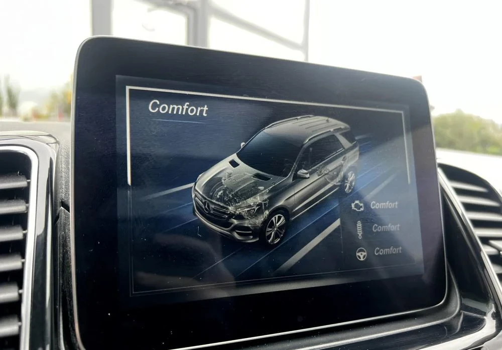 Poza 21 Mercedes-Benz GLE