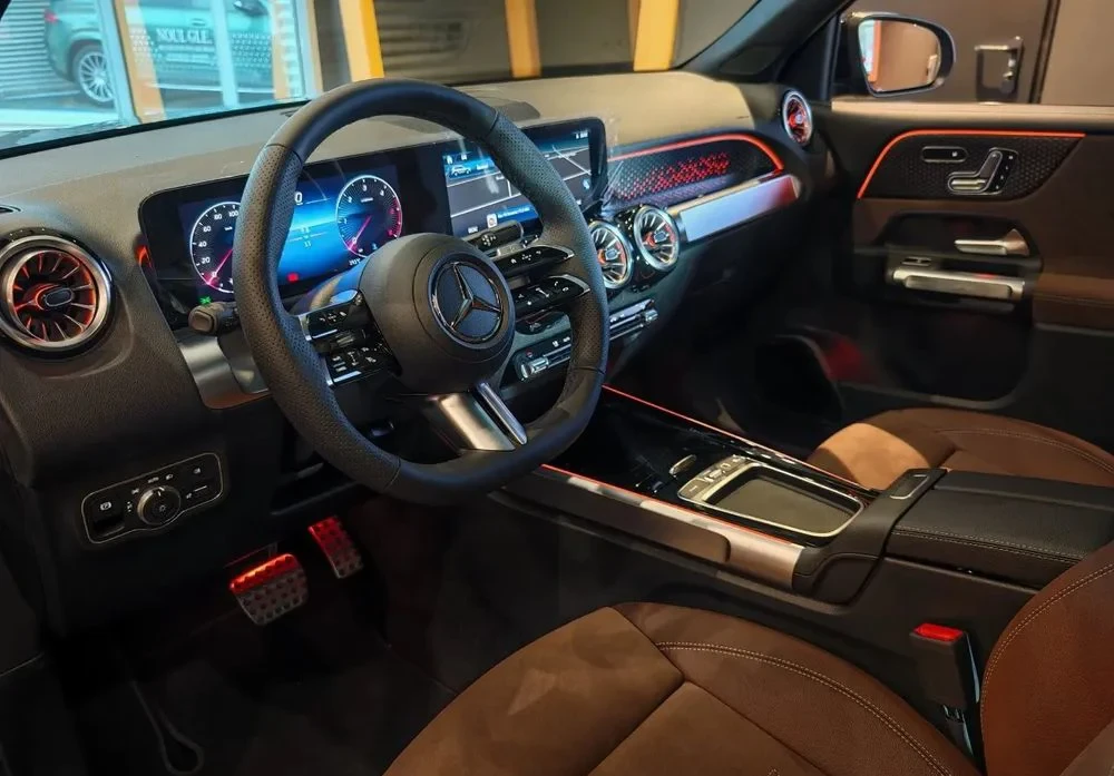 Poza 6 Mercedes-Benz GLB 200 d Aut.