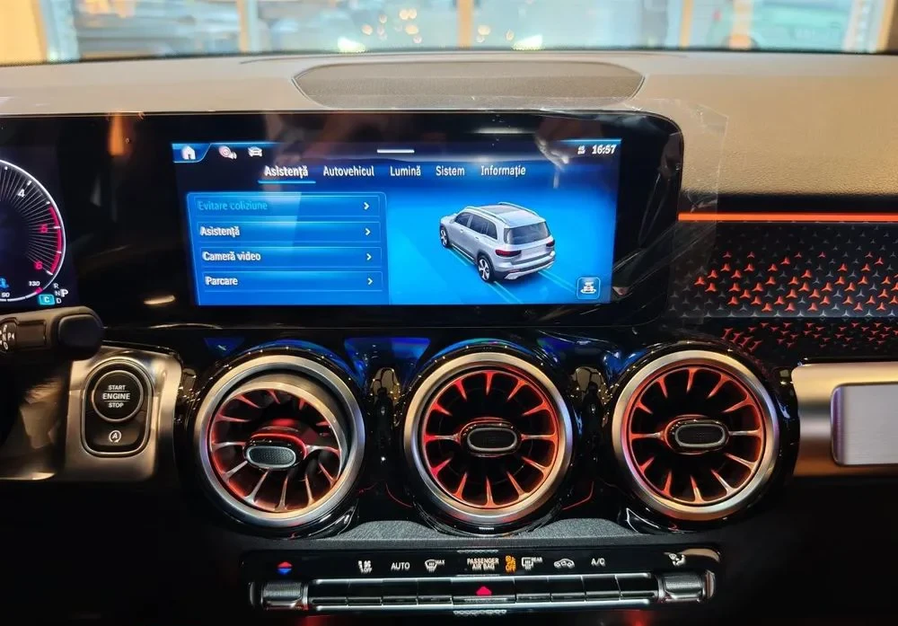 Poza 25 Mercedes-Benz GLB 200 d Aut.