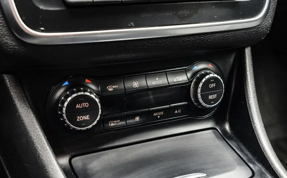 Poza 19 Mercedes-Benz GLA 200 CDI 4MATIC Aut.