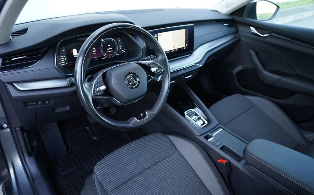 Poza 11 Skoda Octavia 2.0 TDI DSG Ambition