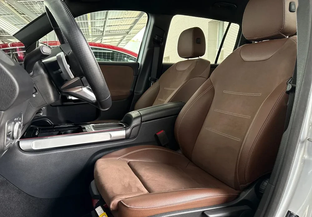 Poza 14 Mercedes-Benz GLB 220 4MATIC MHEV Aut.