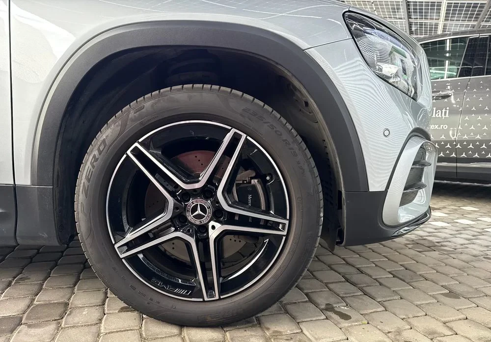 Poza 16 Mercedes-Benz GLB 220 4MATIC MHEV Aut.