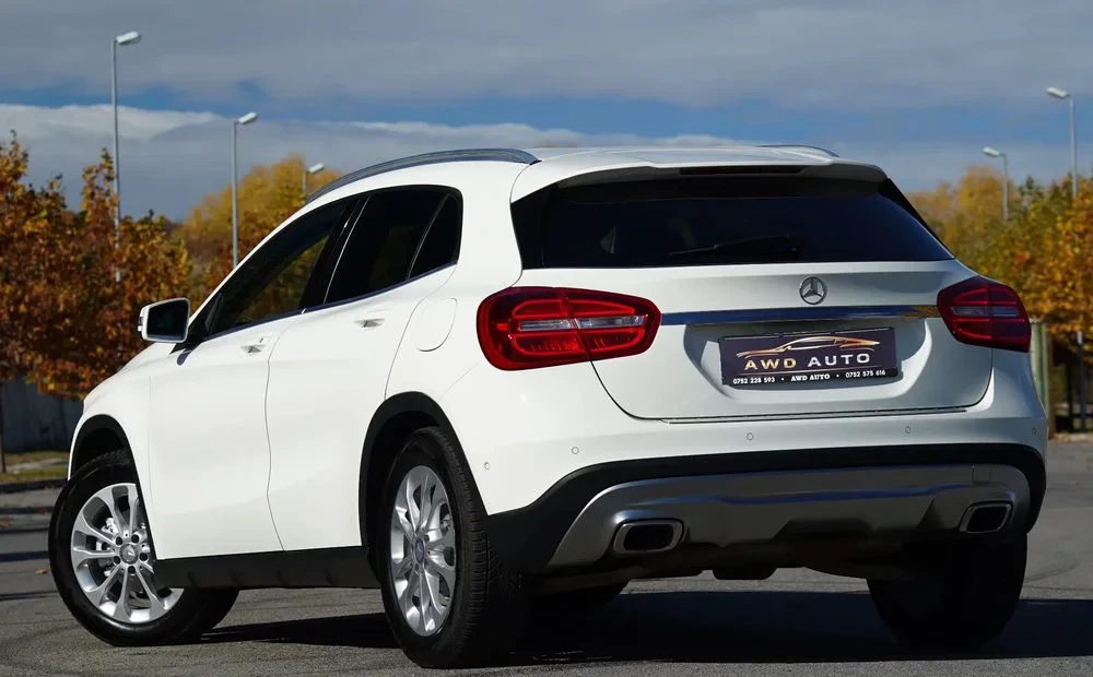 Poza 4 Mercedes-Benz GLA 200 (CDI) d 4Matic 7G-DCT Urban