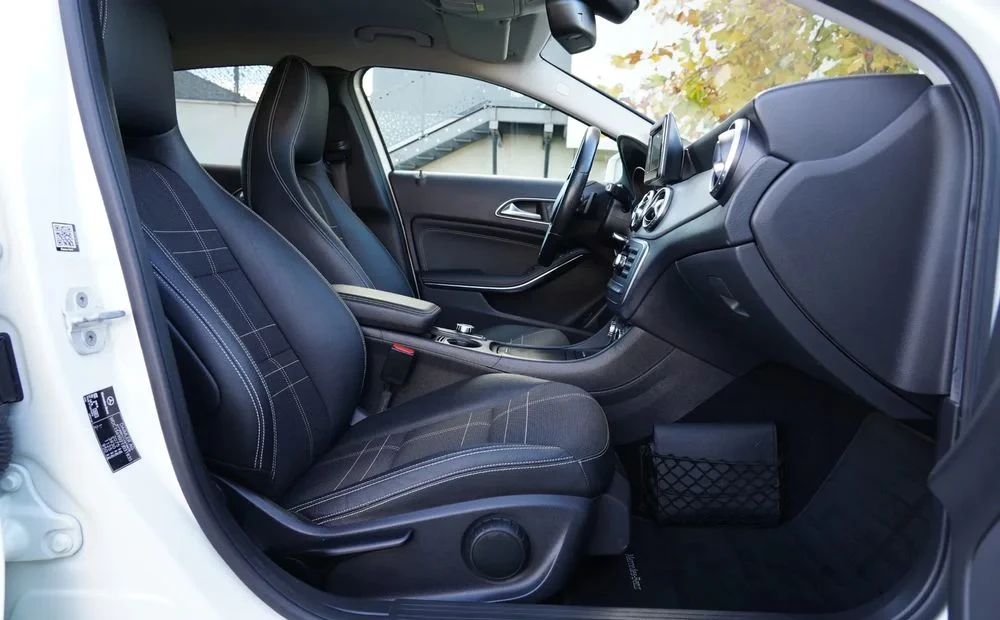 Poza 14 Mercedes-Benz GLA 200 (CDI) d 4Matic 7G-DCT Urban