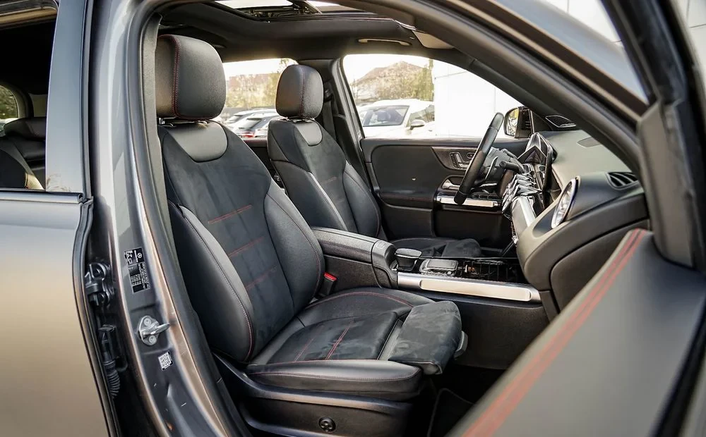 Poza 15 Mercedes-Benz GLB AMG 35 4Matic AMG Speedshift DCT 8G