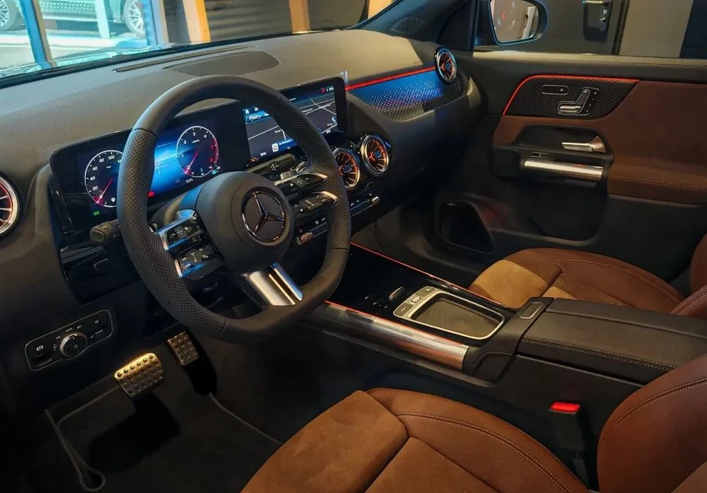 Poza 2 Mercedes-Benz GLA 200 d Aut.