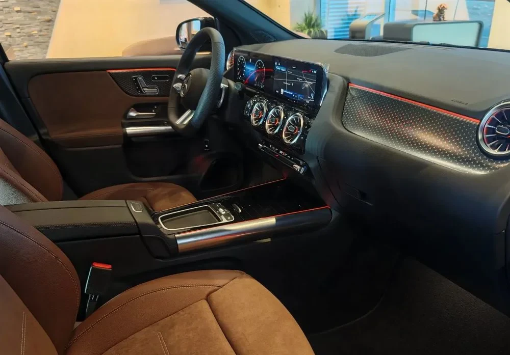 Poza 8 Mercedes-Benz GLA 200 d Aut.