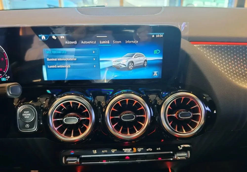 Poza 28 Mercedes-Benz GLA 200 d Aut.