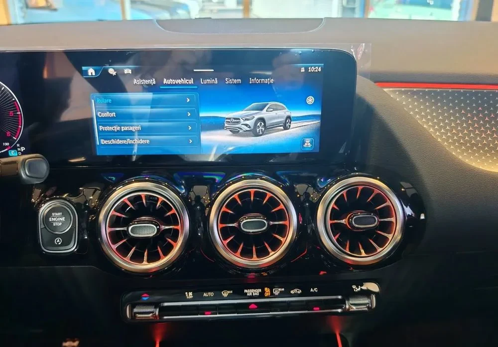 Poza 27 Mercedes-Benz GLA 200 d Aut.