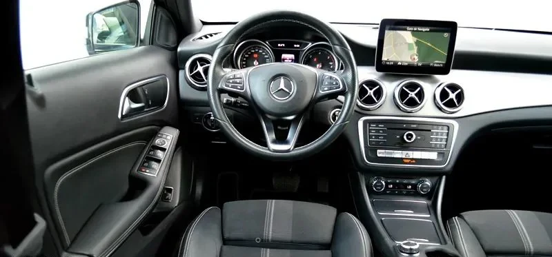 Poza 15 Mercedes-Benz GLA 200 (CDI) d 7G-DCT AMG Line