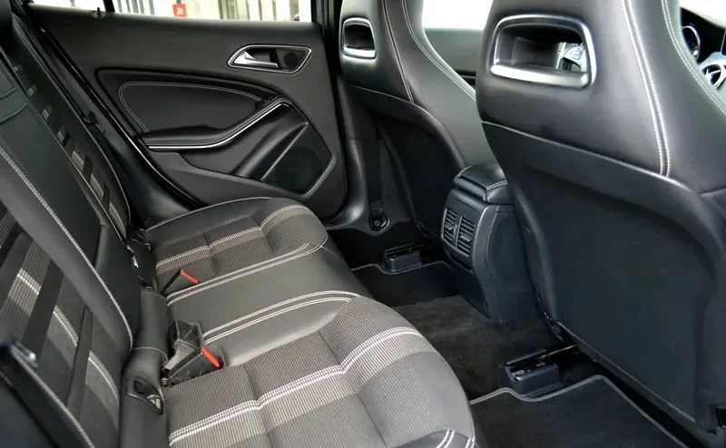 Poza 16 Mercedes-Benz GLA 200 (CDI) d 7G-DCT AMG Line