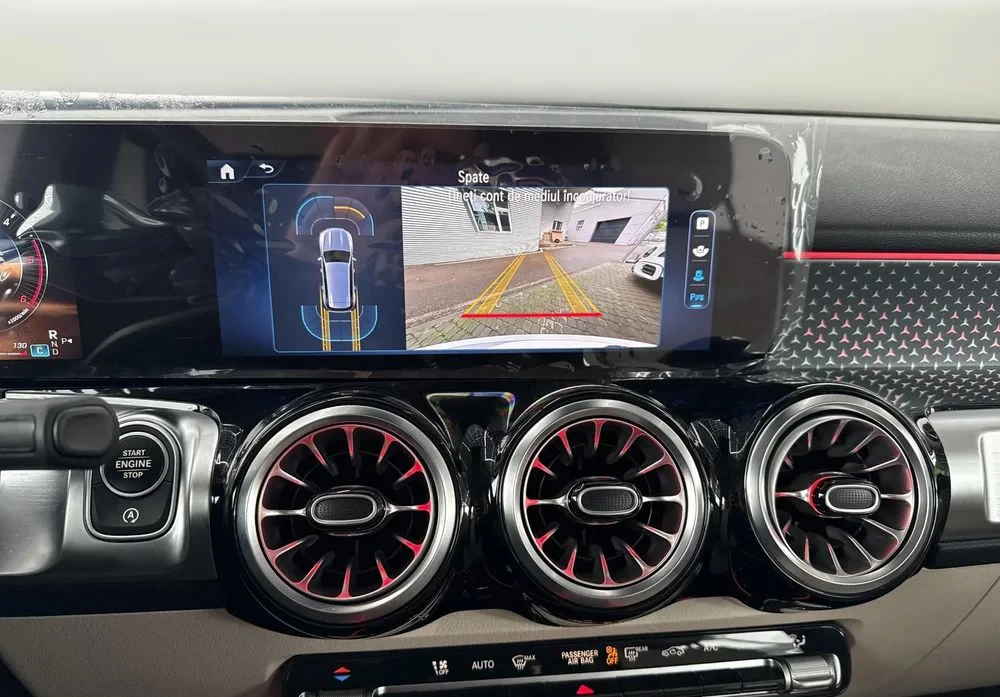 Poza 8 Mercedes-Benz GLB 200 d 4MATIC Aut.