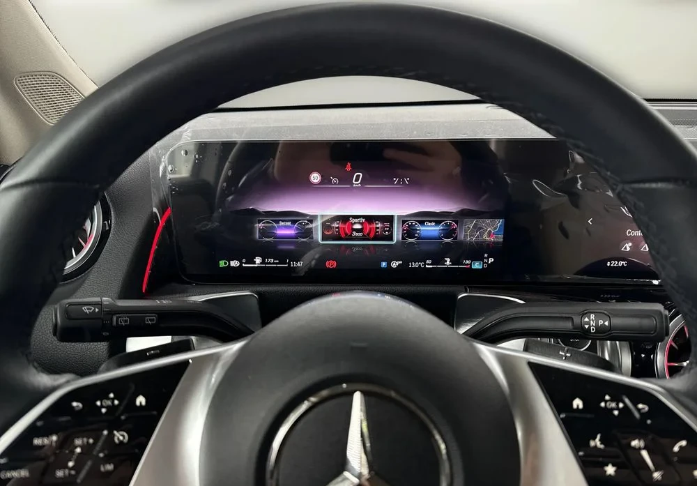 Poza 9 Mercedes-Benz GLB 200 d 4MATIC Aut.