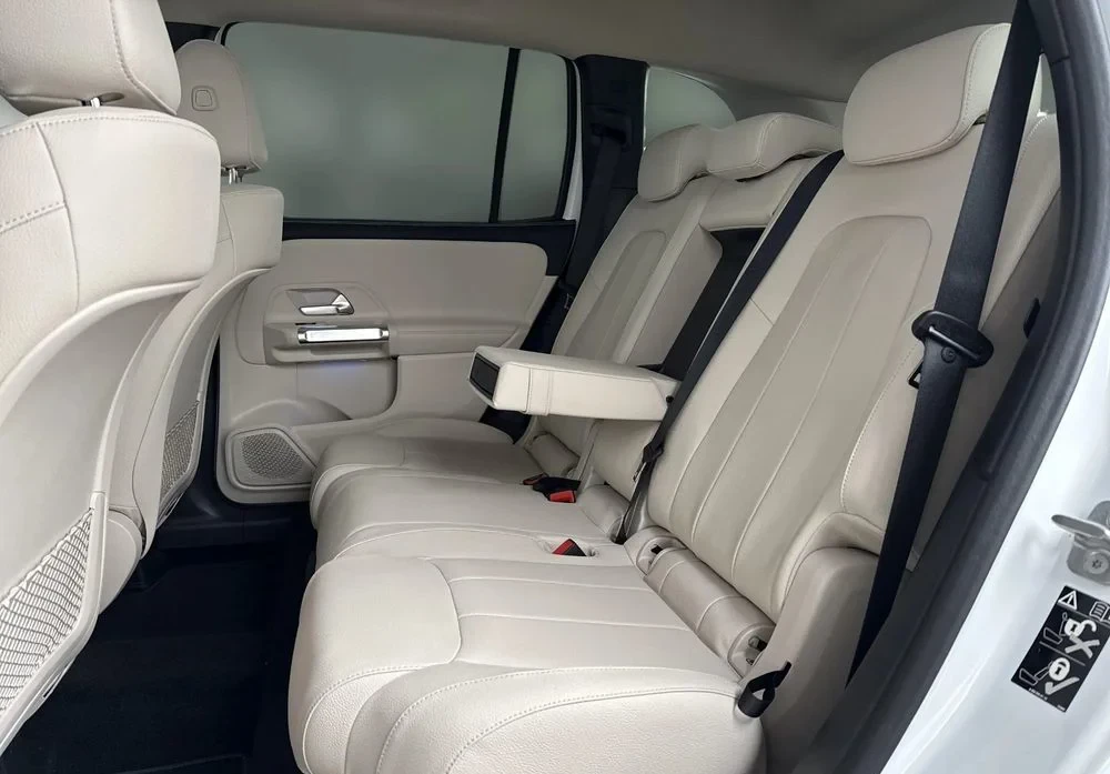 Poza 23 Mercedes-Benz GLB 200 d 4MATIC Aut.