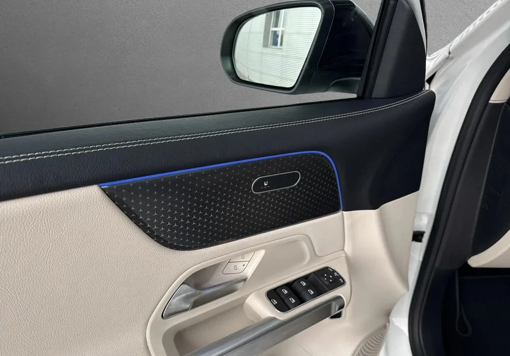 Poza 24 Mercedes-Benz GLB 200 d 4MATIC Aut.