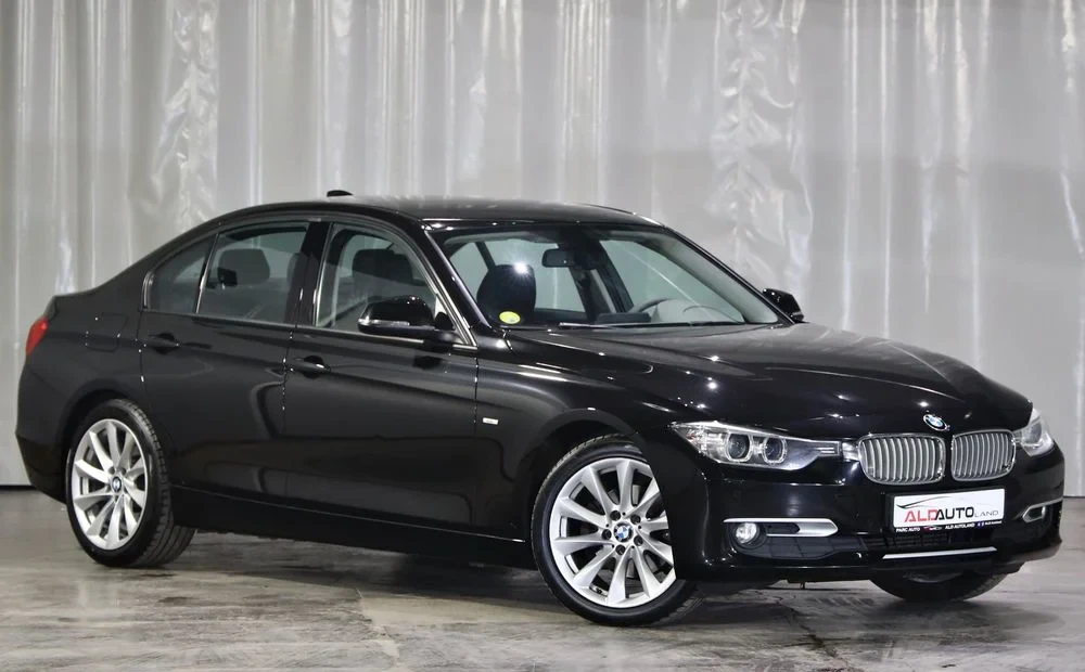 Poza 3 BMW Seria 3 320d Touring Aut. Modern Line