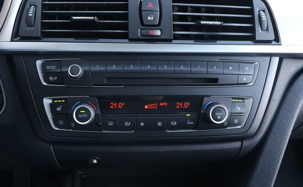 Poza 14 BMW Seria 3 320d Touring Aut. Modern Line