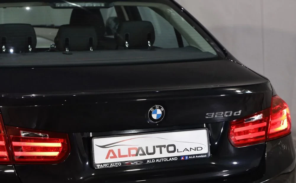 Poza 27 BMW Seria 3 320d Touring Aut. Modern Line