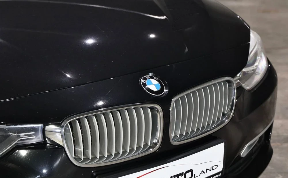 Poza 31 BMW Seria 3 320d Touring Aut. Modern Line