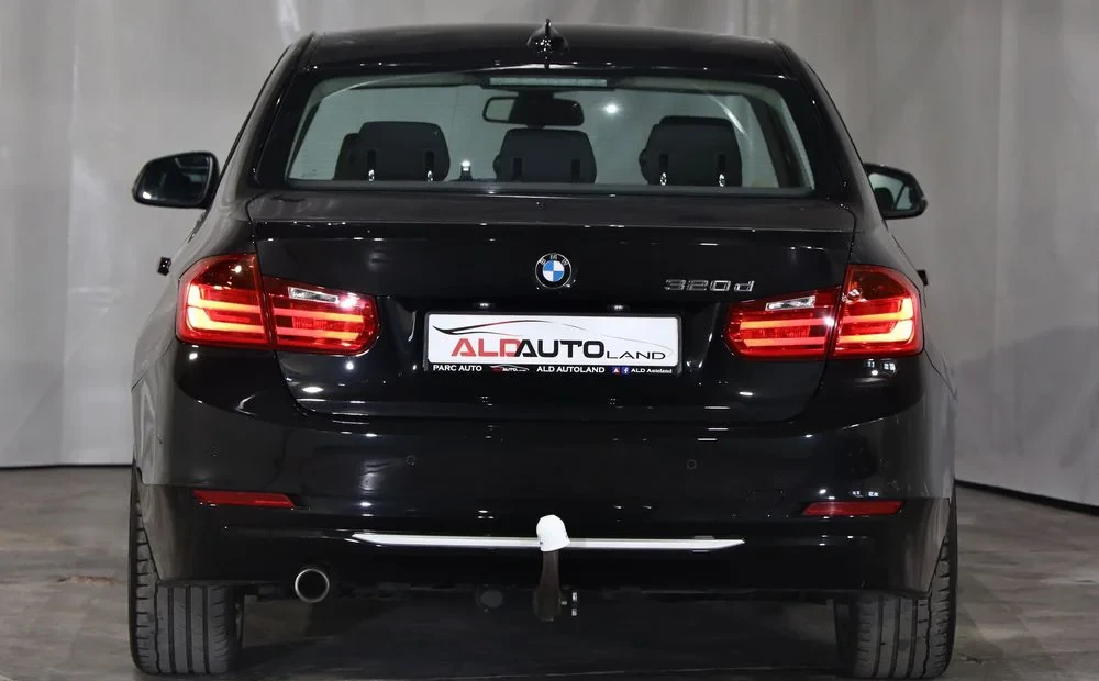 Poza 38 BMW Seria 3 320d Touring Aut. Modern Line