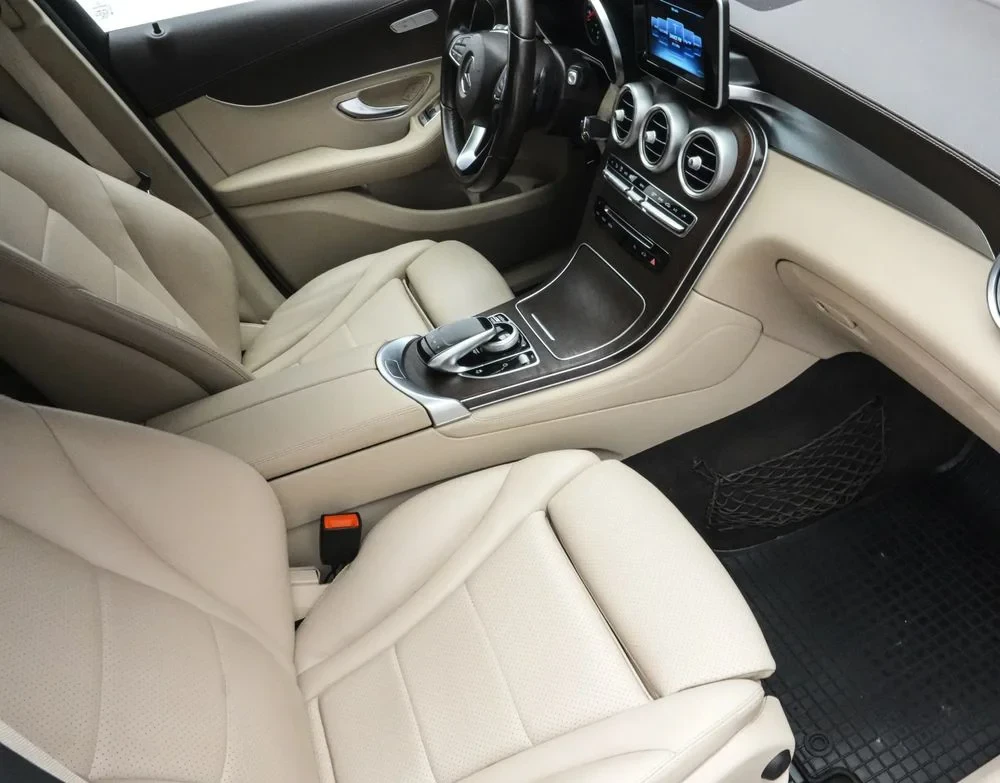 Poza 12 Mercedes-Benz GLC 220 d 4MATIC