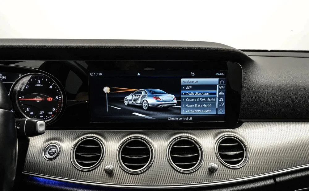 Poza 22 Mercedes-Benz E 200 d Aut.