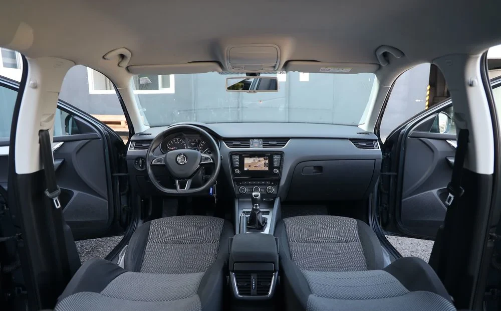 Poza 12 Skoda Octavia 1.6 TDI ACTIVE