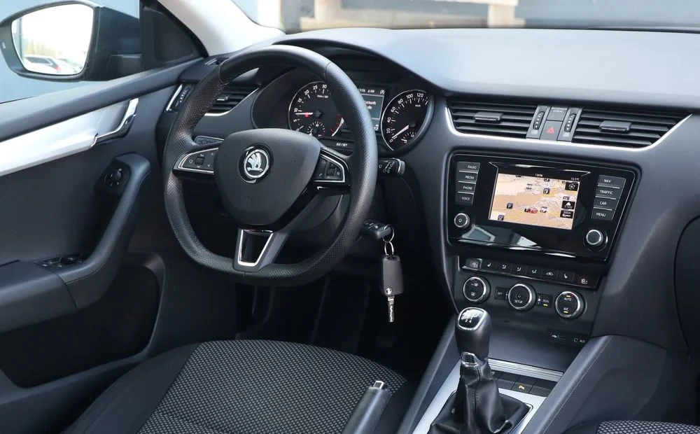 Poza 17 Skoda Octavia 1.6 TDI ACTIVE